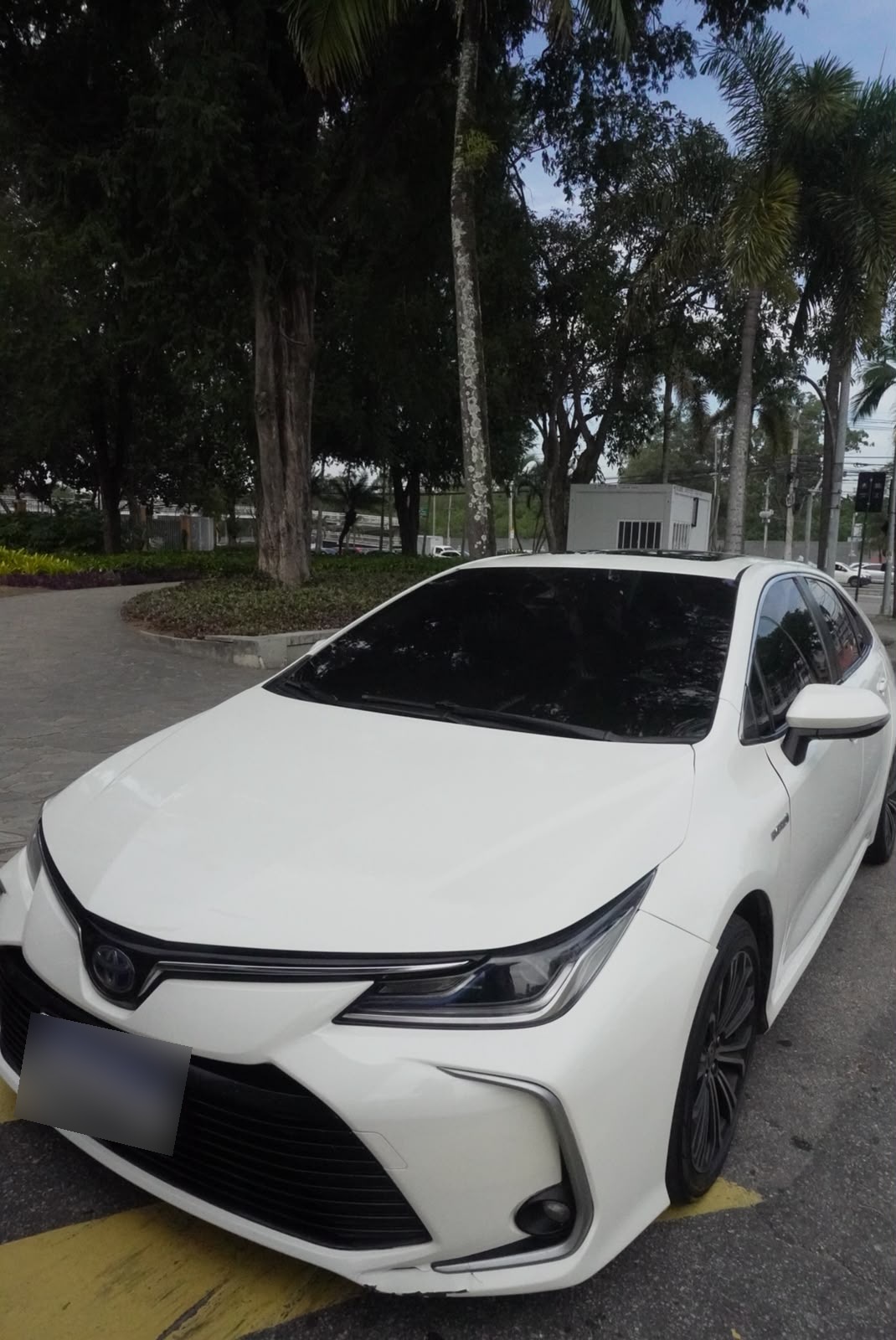 Corolla branco do atendimento executivo blindado